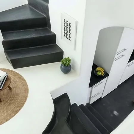 Poseidon's Water Escape Santorini Rooftop Jacuzzi Σπίτι διακοπών