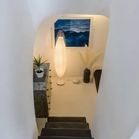 Poseidon's Water Escape Santorini Rooftop Jacuzzi Σπίτι διακοπών Εμπορειό